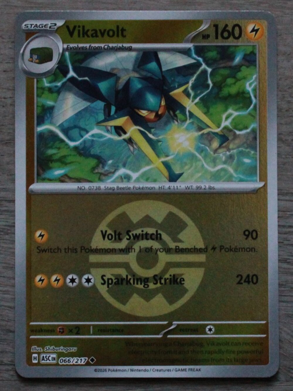 Pokemon "Vikavolt" Reverse Holo Ball Trading/Playing Card